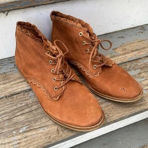 Gianni Bini Boho Soft Real Leather Suede Lace Up Booties Women’s Size 10